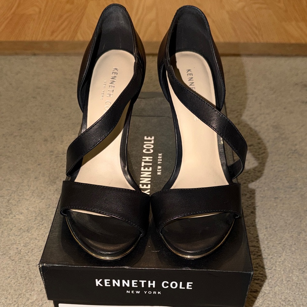 Kenneth Cole Black Strappy Heels